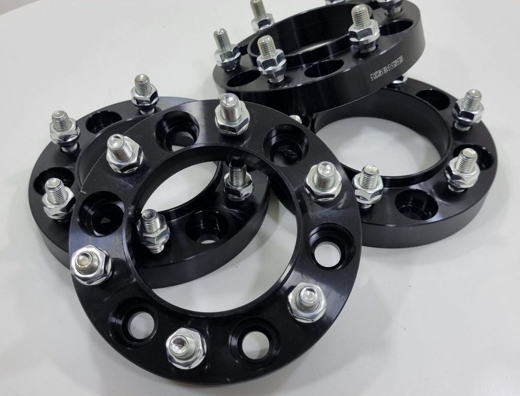 HILUX Wheel Spacer 25mm Black /pc Revolution 4x4