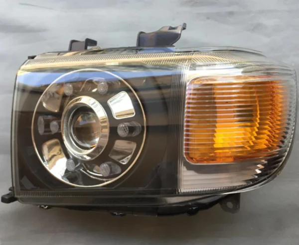 Toyota Land Cruiser 79 & 76 LED headlights (Set)