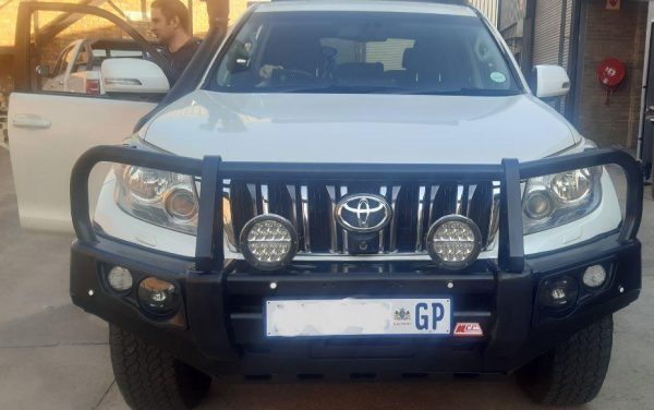 TOYOTA PRADO 150 SERIES 2010 – 2017 MCC POST TYPE BUMPER REPLACEMENT BULLBAR – POSTPR10  (Courier Not Included, Please request separate quote) - Image 4