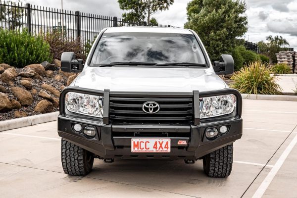 TOYOTA LANDCRUISER 200 SERIES 2008 – 2015 MCC POST TYPE BUMPER REPLACEMENT BULLBAR – POSTCL20008  (Courier Not Included, Please request separate quote)