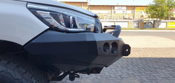 TOYOTA HILUX GD6 2018-2020 ROCCO DAKAR/LEGEND 50 MCC ROCKER BAR BUMPER REPLACEMENT BULLBAR – RBLLHI8  (Courier Not Included, Please request separate quote) - Image 3