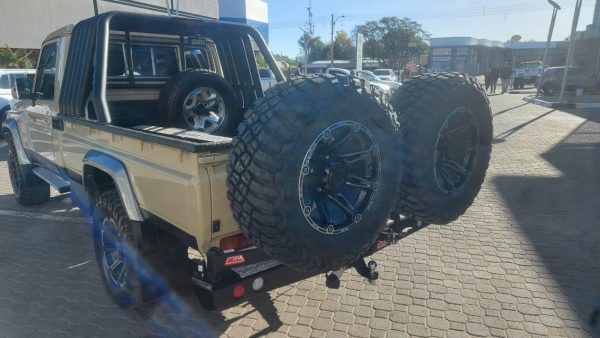 TOYOTA LANDCRUISER 70 Series PICK UP ONLY REAR BUMPER REPLACEMENT BAR WITH TOWBAR + 2 X SPARE WHEEL CARRIER ARMS (Wiring excl) – SWCLCPU(2) (Courier Not Included, Please request separate quote) - Image 2