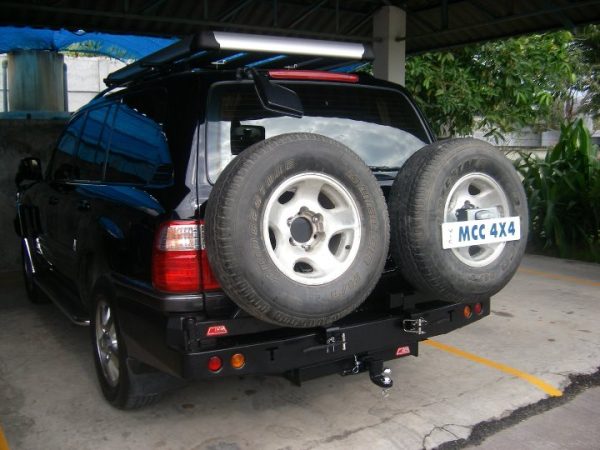 TOYOTA LANDCRUISER 100 SERIES MCC REAR BUMPER REPLACEMENT BAR WITH 2 X SWING ARMS – SWCLC100(2) (Courier Not Included, Please request separate quote)