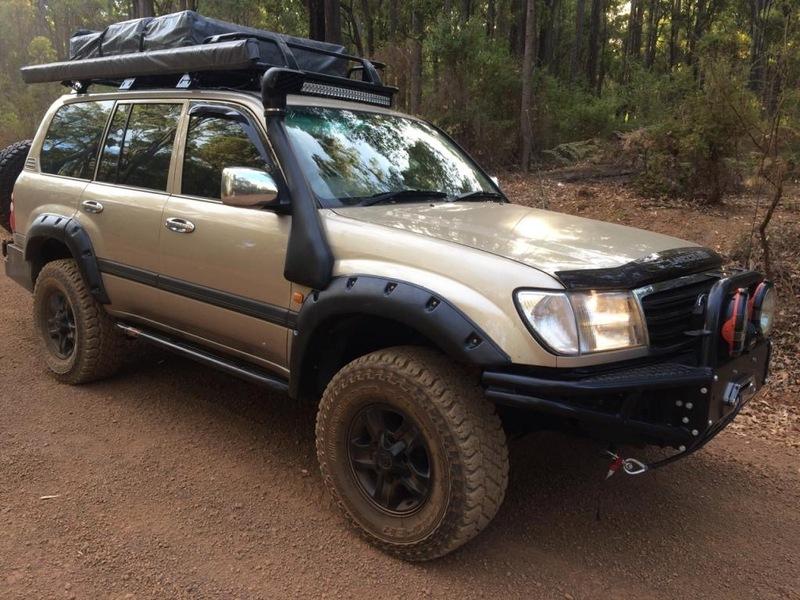 Kut Snake Flares for Toyota Landcruiser 100 Series ABS Product code - Front#28-1/Rear#28-1