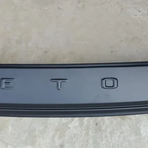 Jetour T2 2025+ Bonnet Guard With Name (Matt Black)